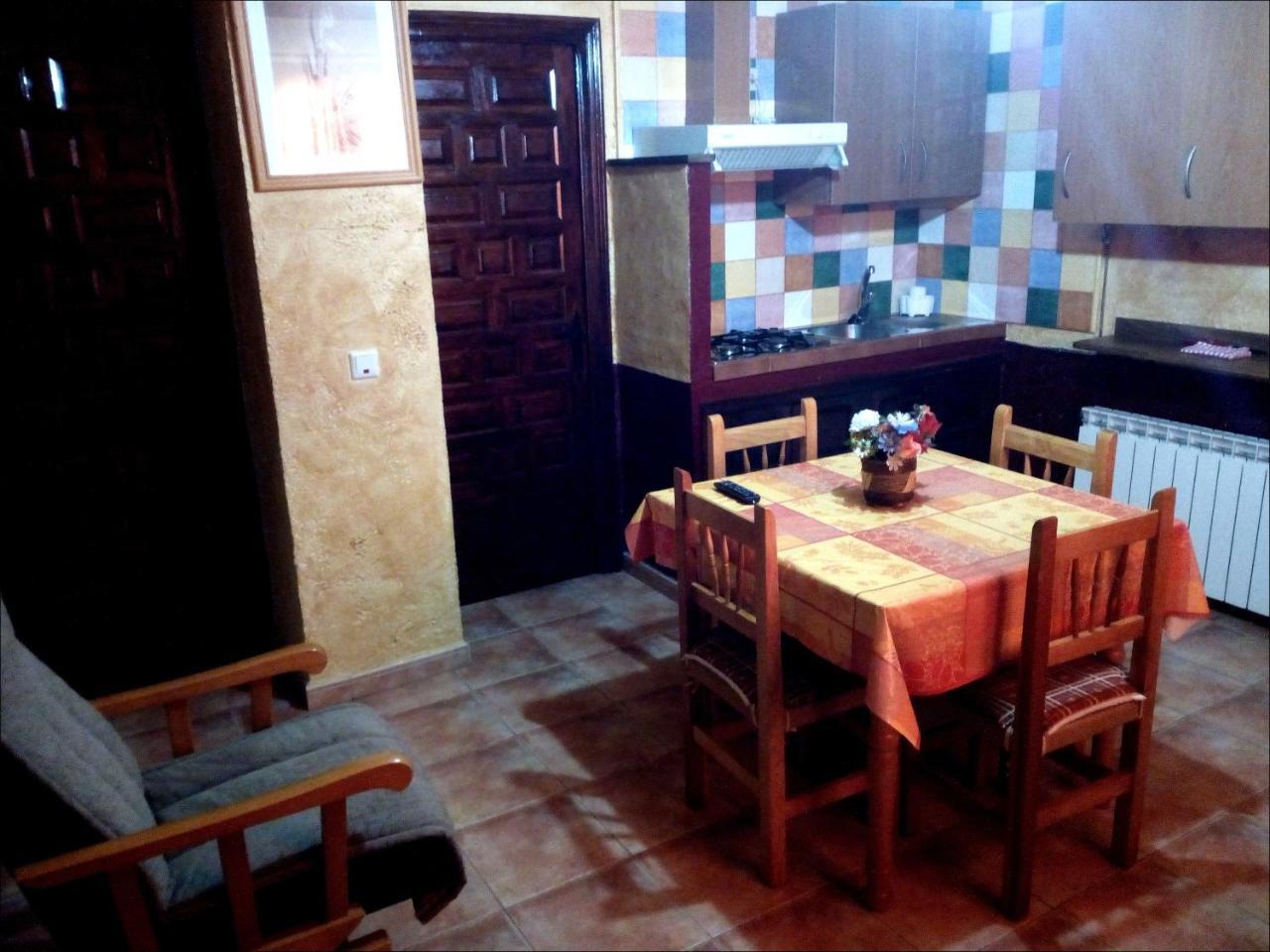 Casas Rurales Picos Del Oso Риопар Экстерьер фото